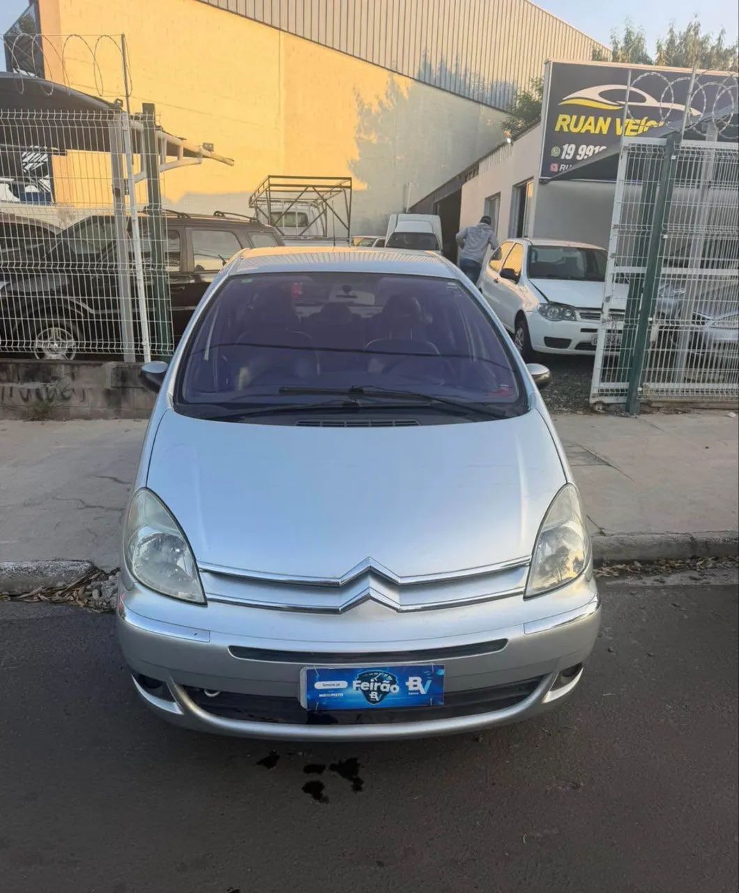 Citroën Xsara Picasso GLX 1.6/ 1.6 Flex 16V, foto 2 de 8