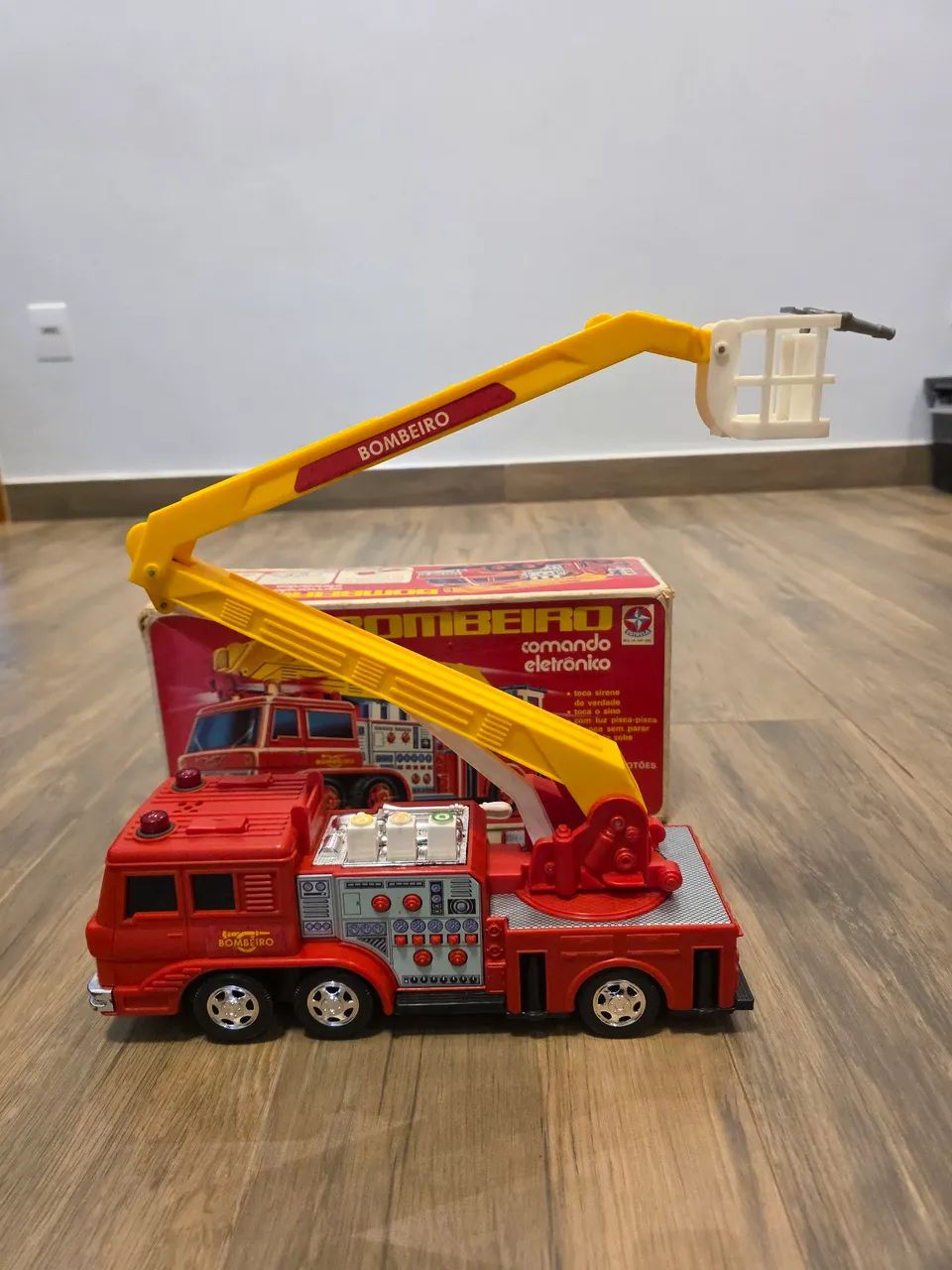 BRINQUEDO BOMBEIRO COMANDO ELETRÔNICO ESTRELA 100% COMPLETO E FUNCIONANDO