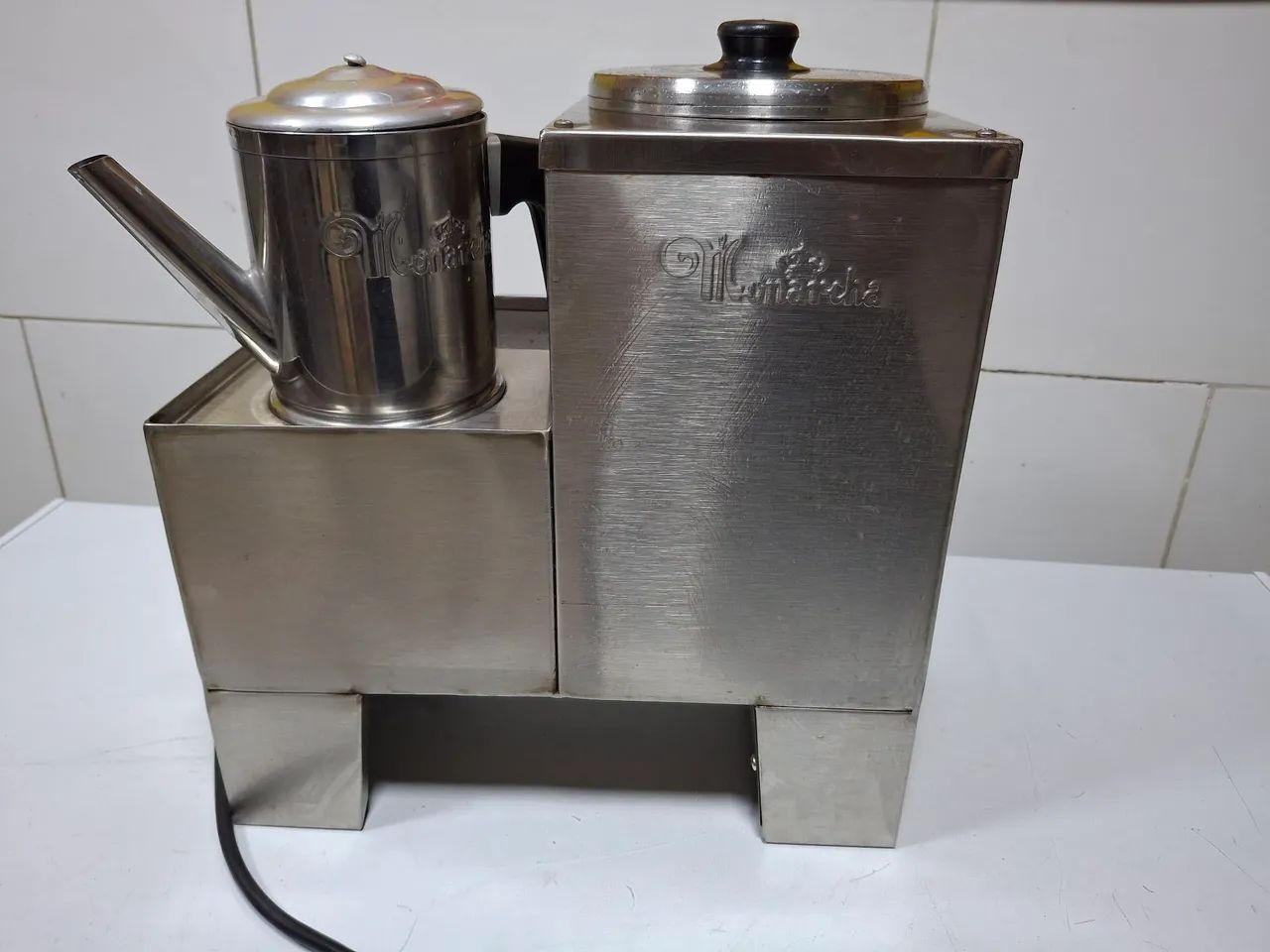 Cafeteira elétrica profissional 220w  - Foto 3