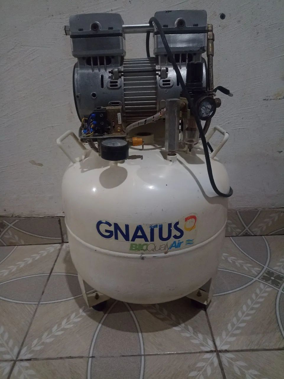 Compressor ondontologico 2.000