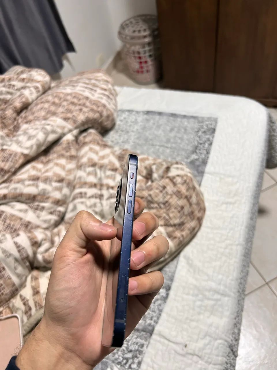 Vendo iPhone 12 normal 64 gb  - Foto 3