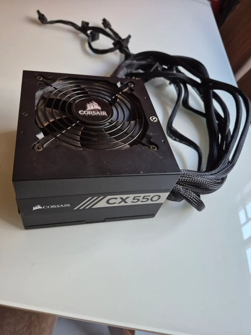 Fonte Corsair 550w 80 Plus