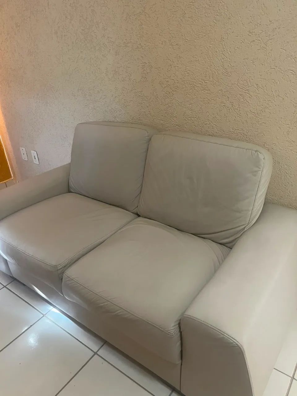 Sofá de couro 