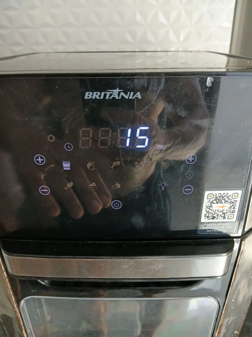 Air fryer Britânia 18L com pçs faltando!!
