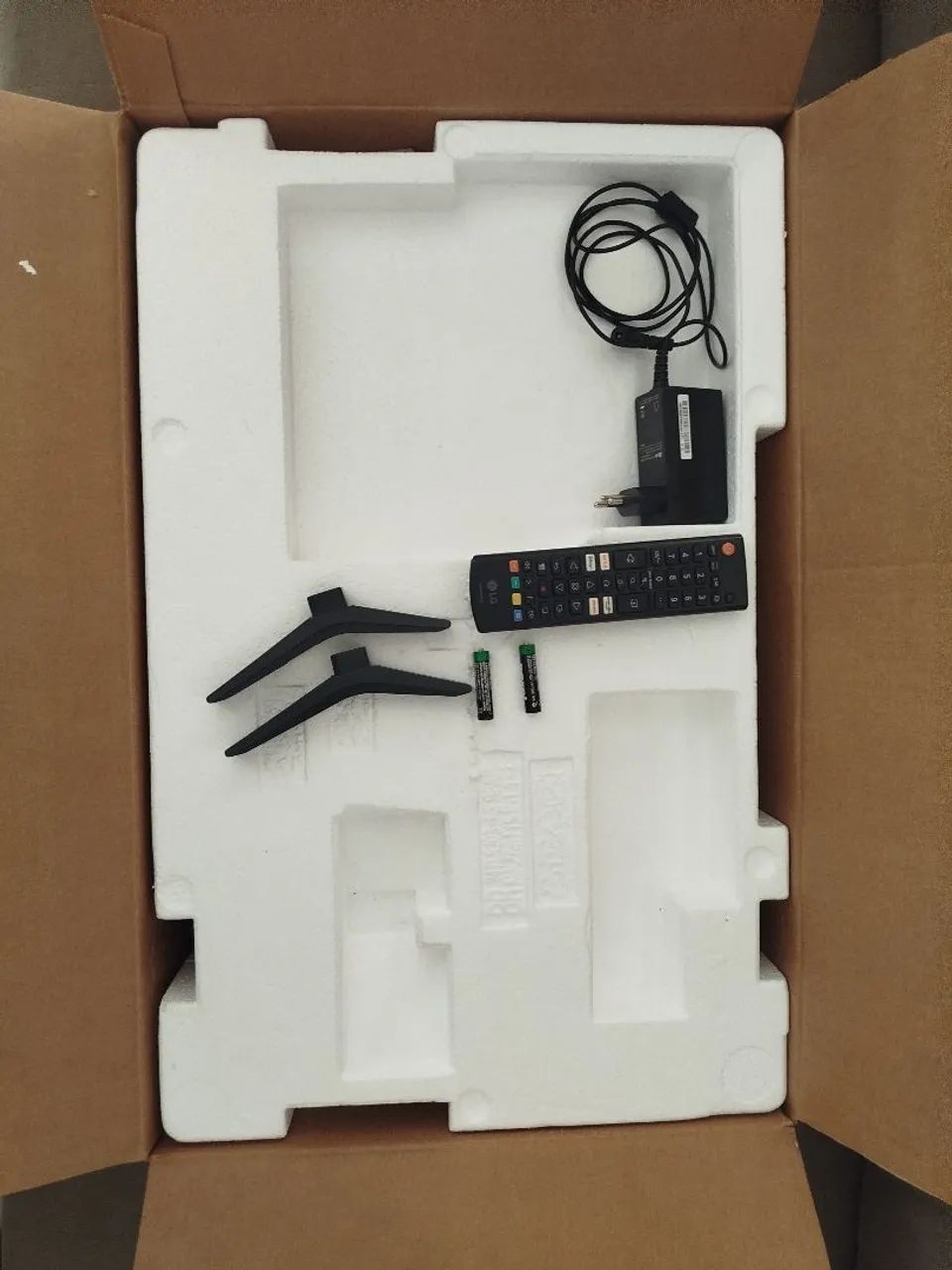 Smartv LG 24" - Foto 3