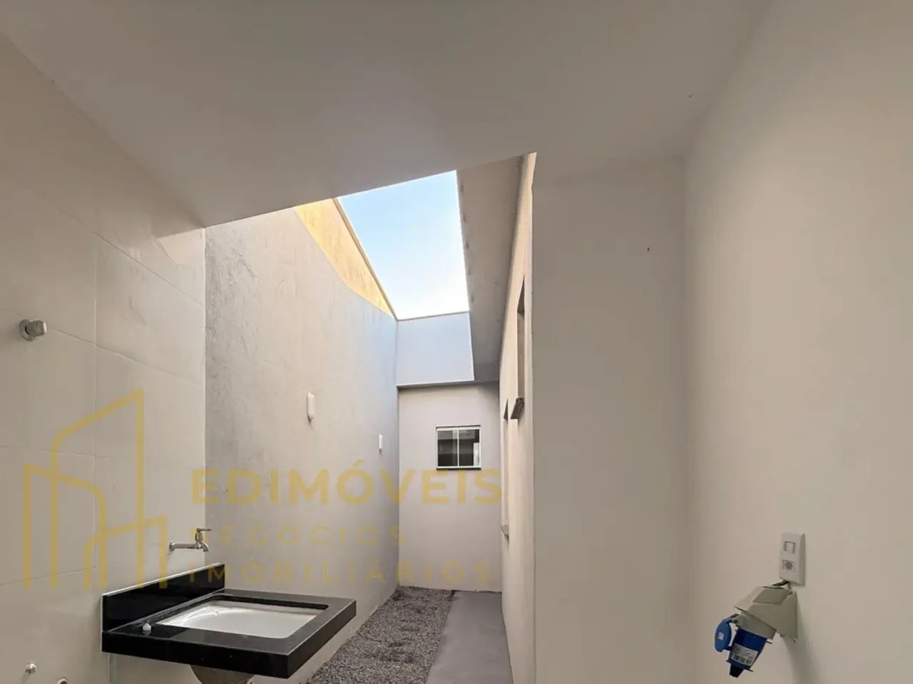 Linda casa linear com 2 quartos e suíte em Campinho da Serra! - Foto 2