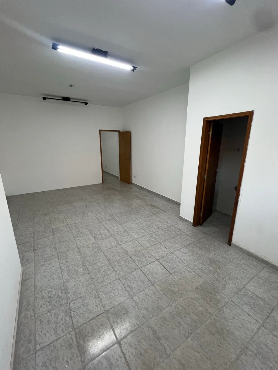 Sala comercial centro PARTICULAR 