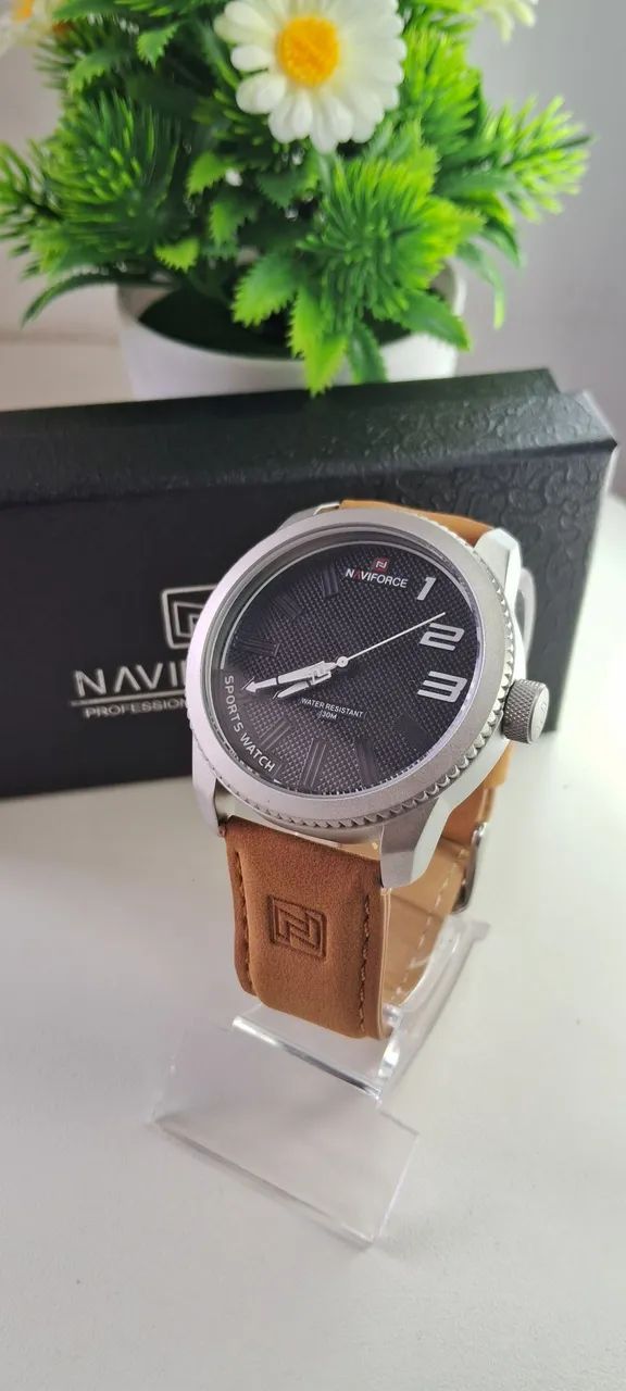 Relógio de pulso Naviforce. - Foto 5