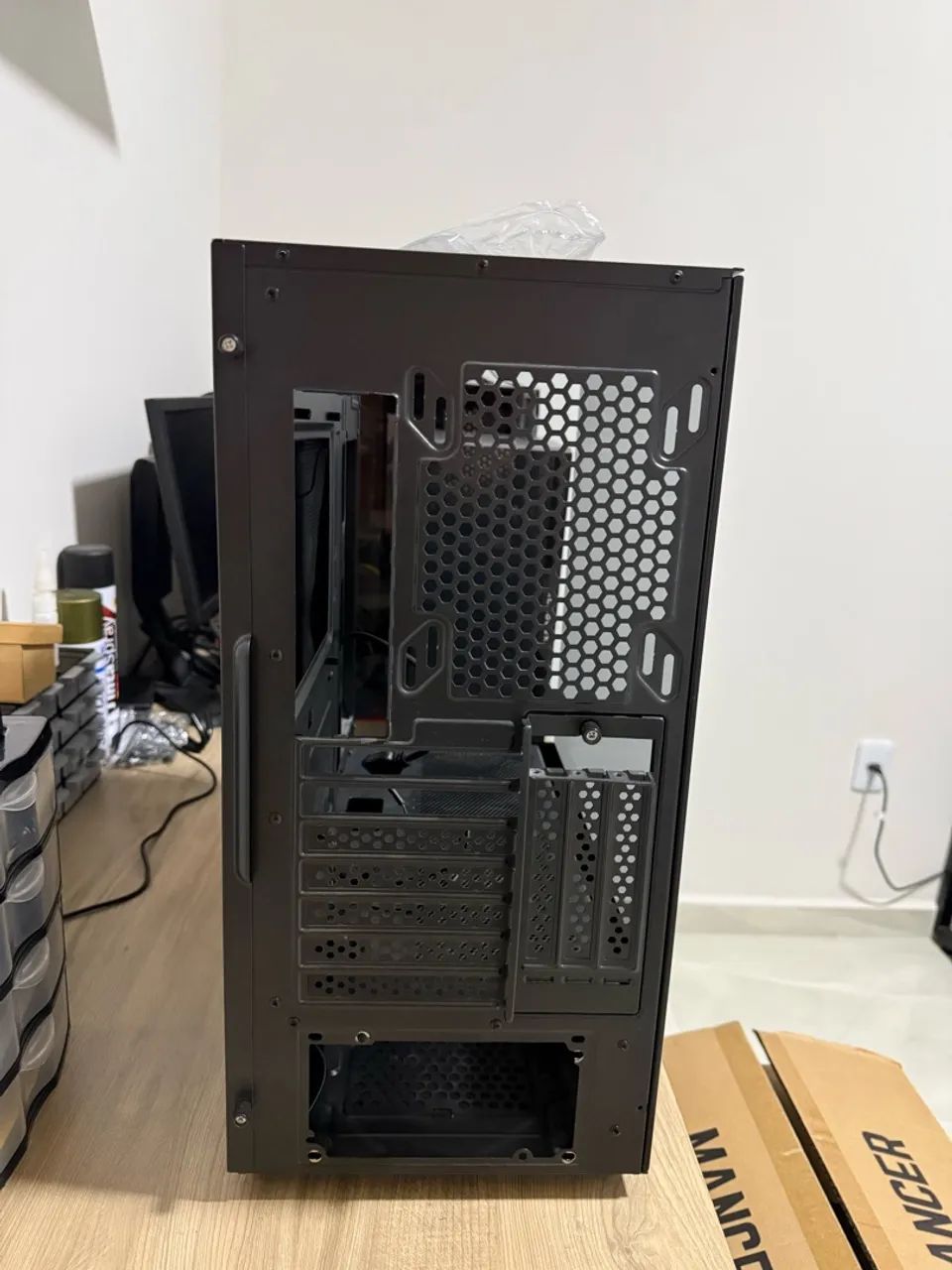 Gabinete Redragon Reflect  - Foto 4