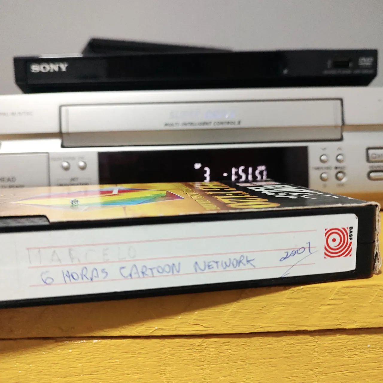 Fita VHS - Cartoon Network 2001 - Foto 2