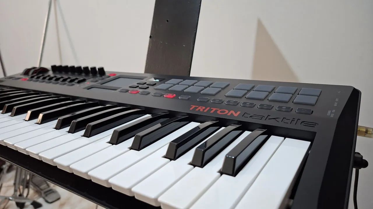 korg triton