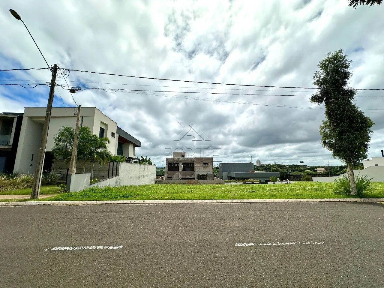 Morada do Engenho, 530 m² (17 m de testada)