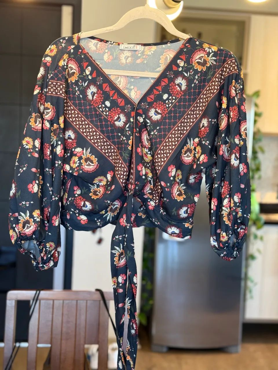 Cropped estampado estilo romântico de amarrar 
