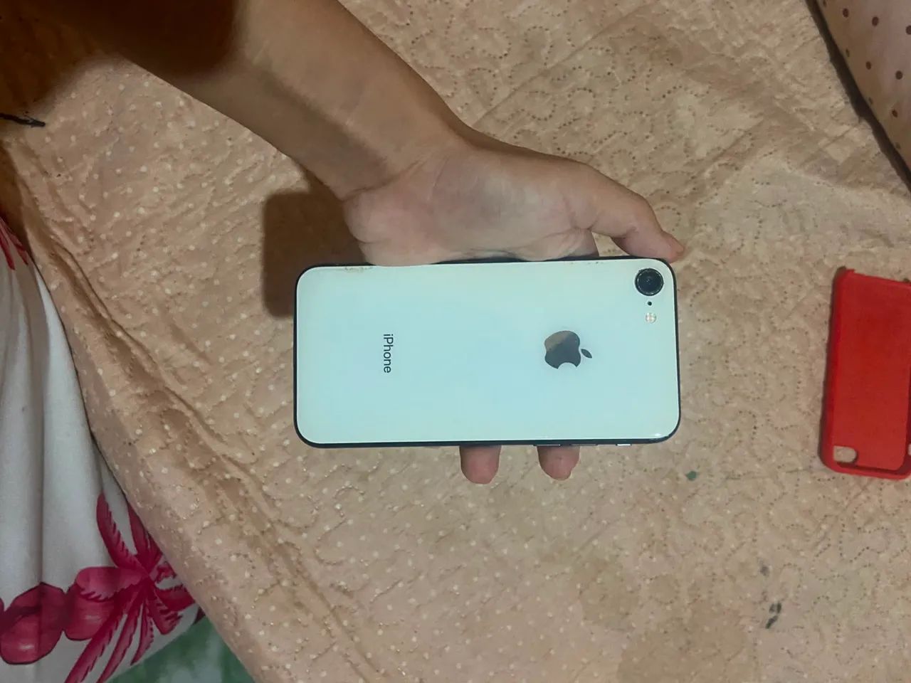 Vendo esse iPhone 8 normal - Foto 2