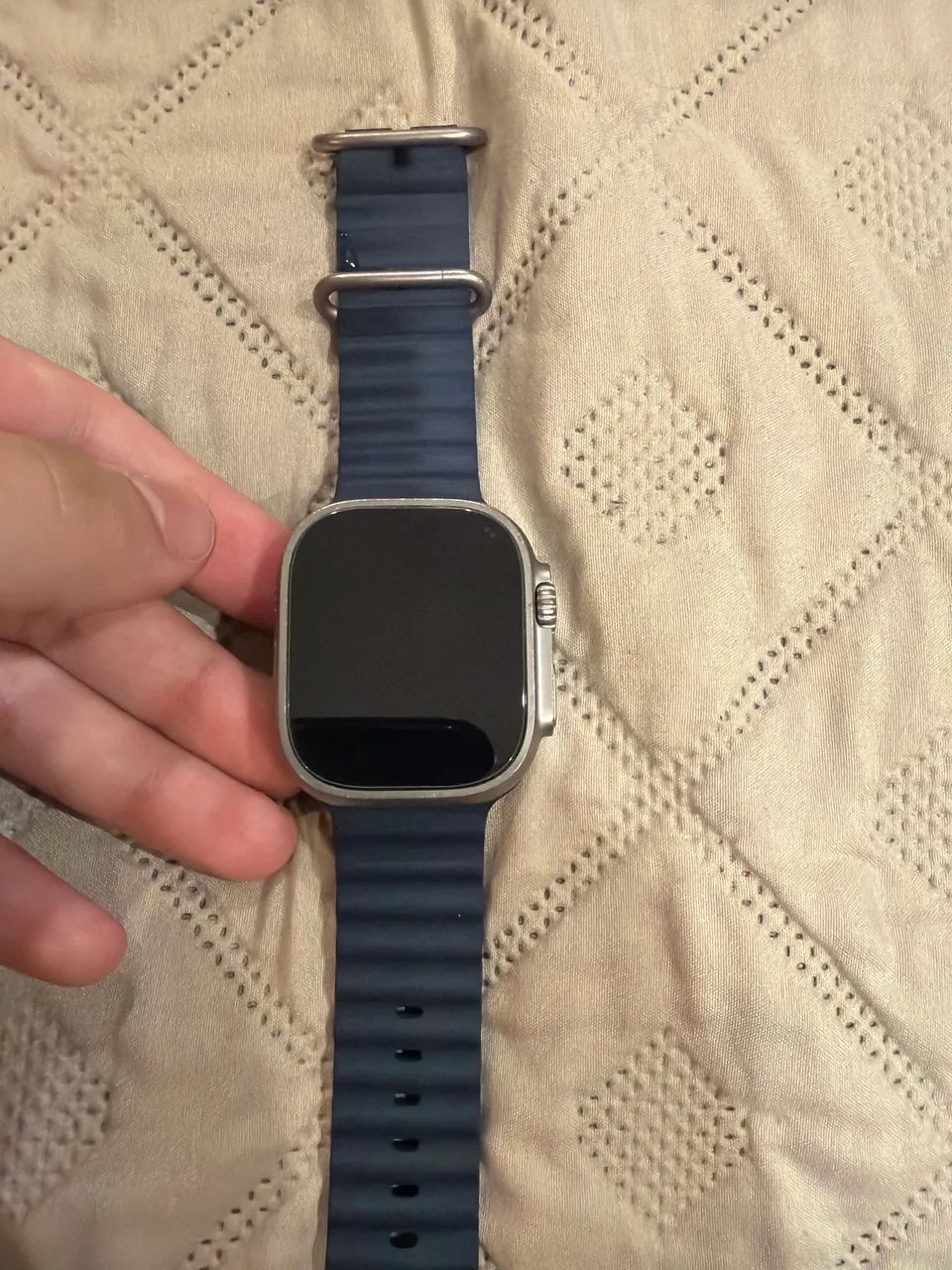 Apple Watch Ultra 2 com 3 pulseiras Apple 
