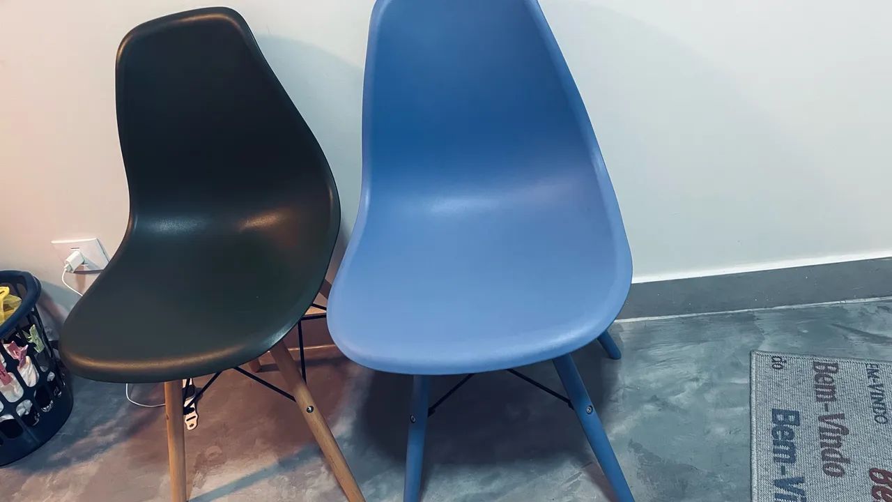 Duas cadeiras eames tok&stok - Foto 5