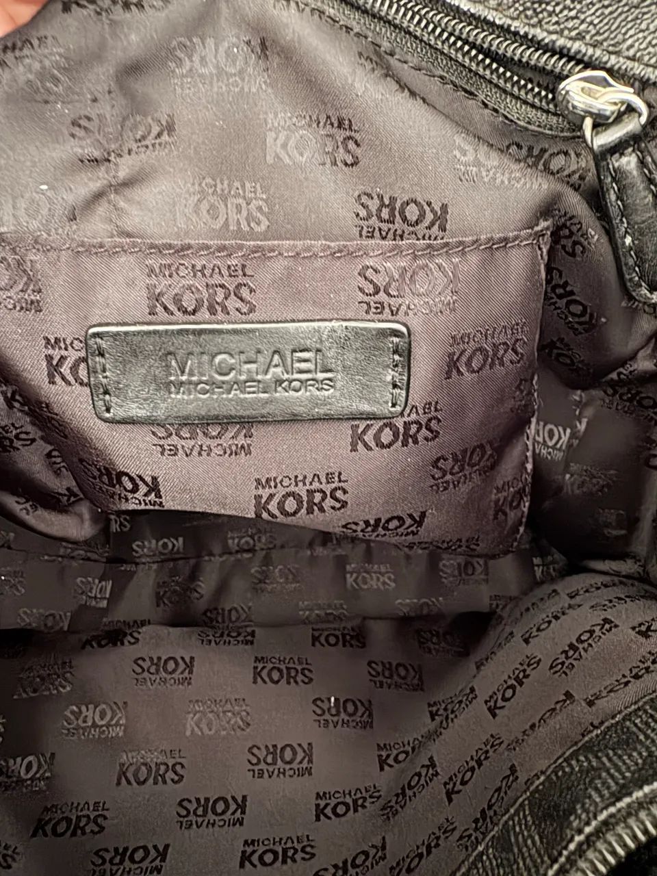 Bolsa Michel Kors original preta  - Foto 4