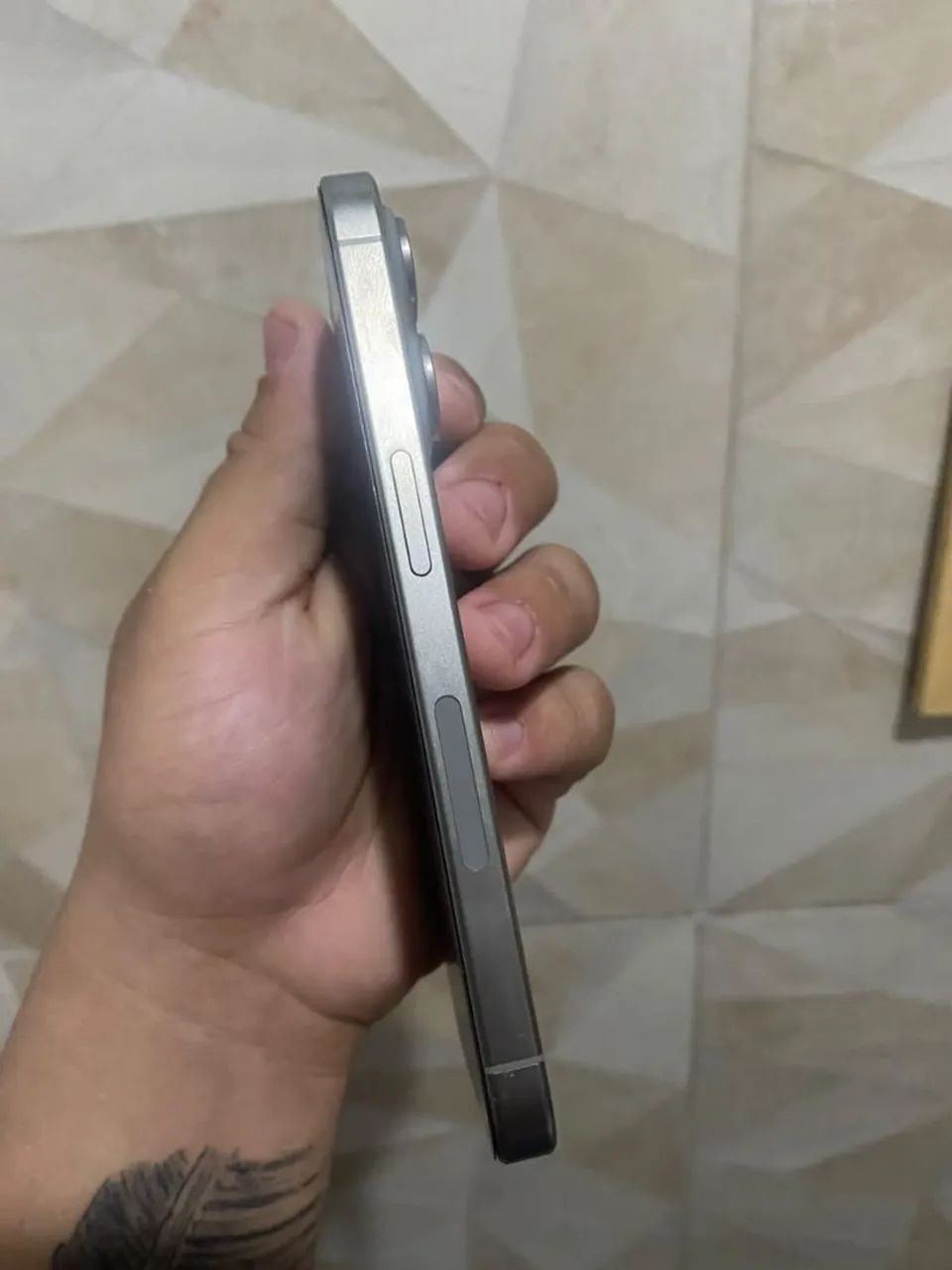 iPhone 15 pro - Foto 3