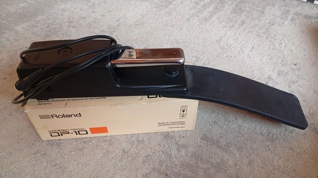 Pedal Roland DP10