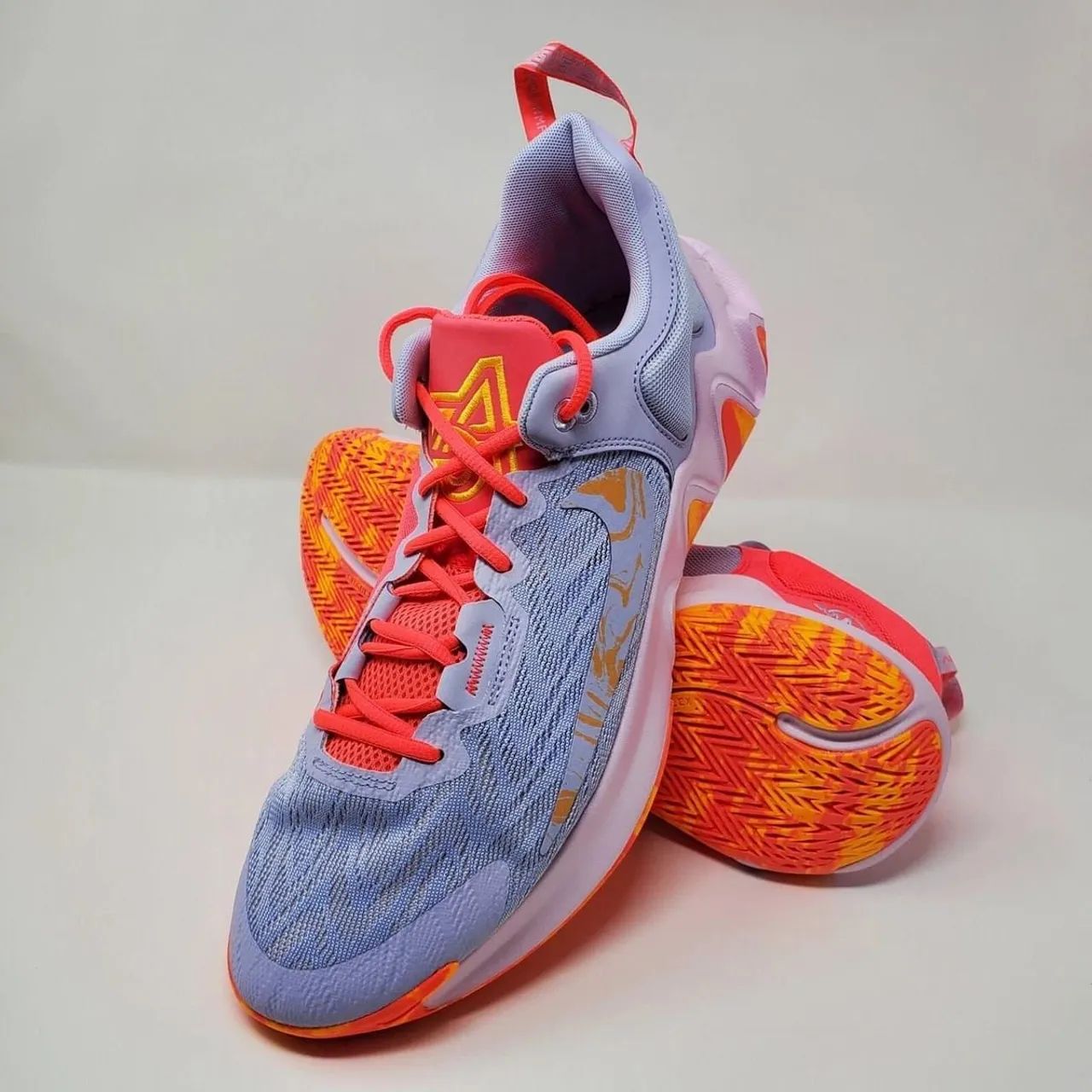 Tênis nike feminino original.
