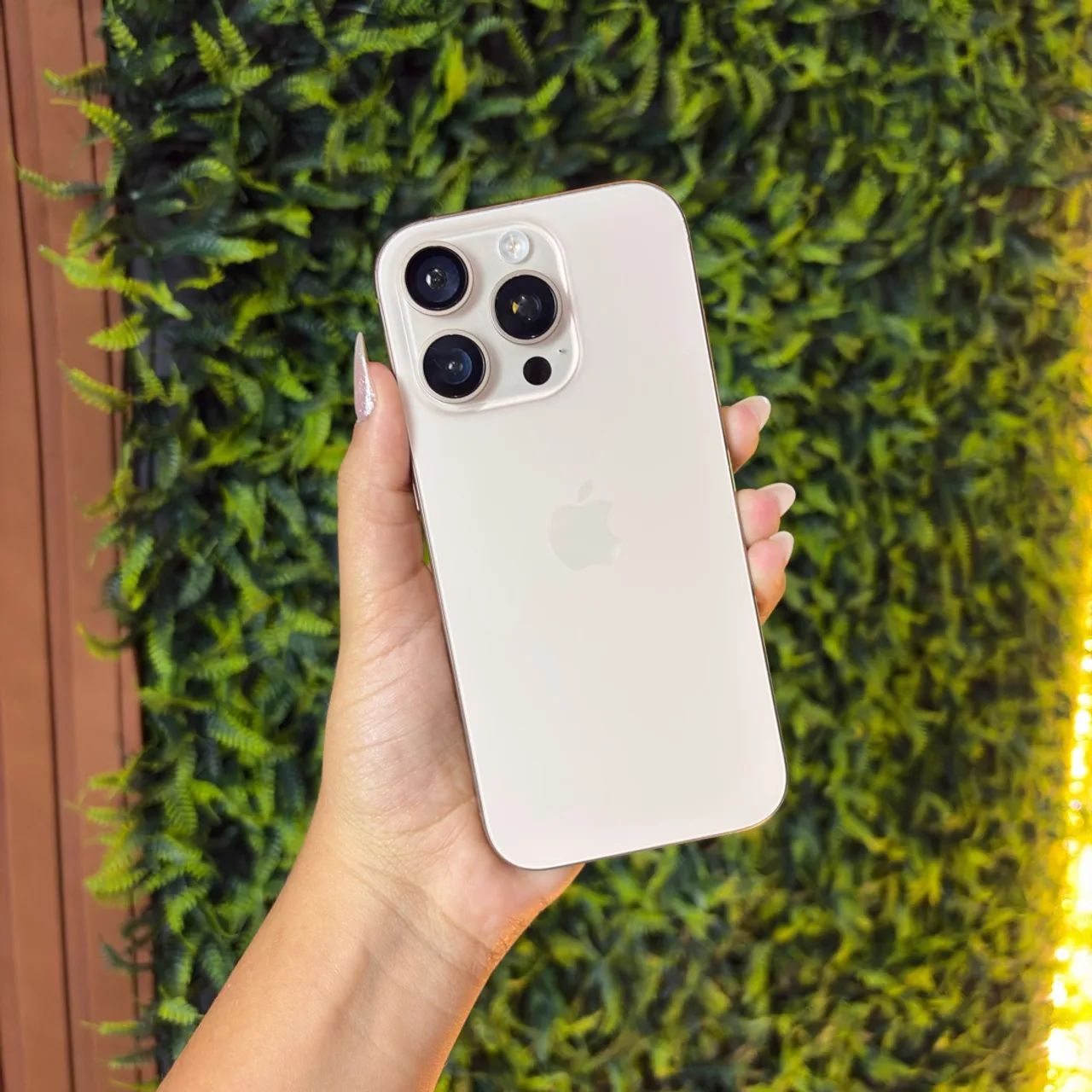 iPhone 16 Pro - 3 meses de garantia 