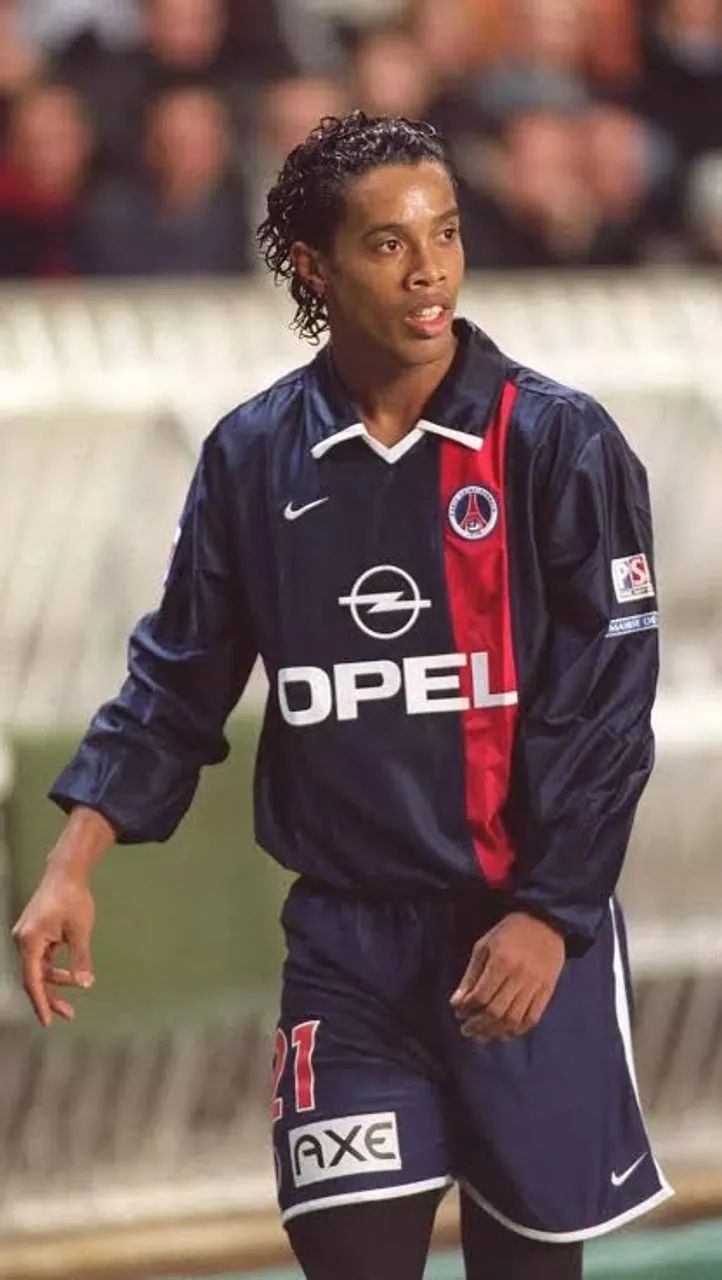 Camisas Retrô Psg e Arsenal - Foto 2