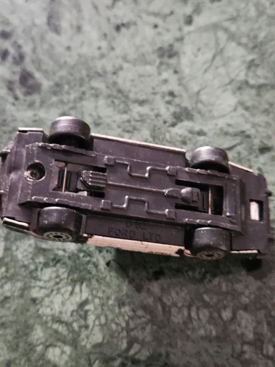 Miniatura Dyna-Wheels Ford LTD Swat - Foto 4