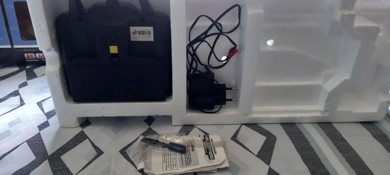 Helicóptero de controle remoto com defeito - Foto 5