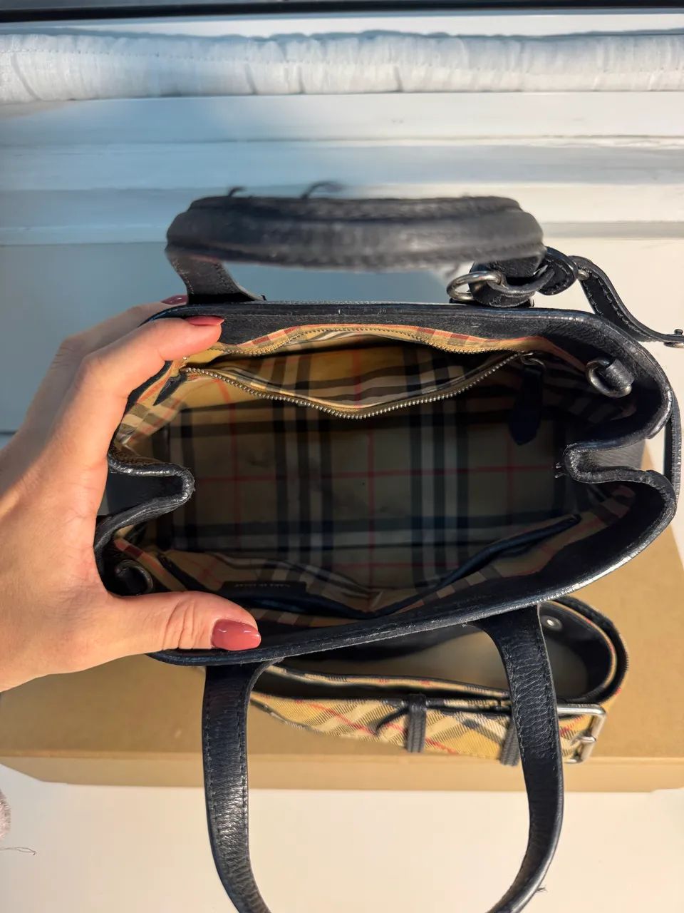     Burberry | Peça Autêntica e Muito Bem Conservada - Foto 2