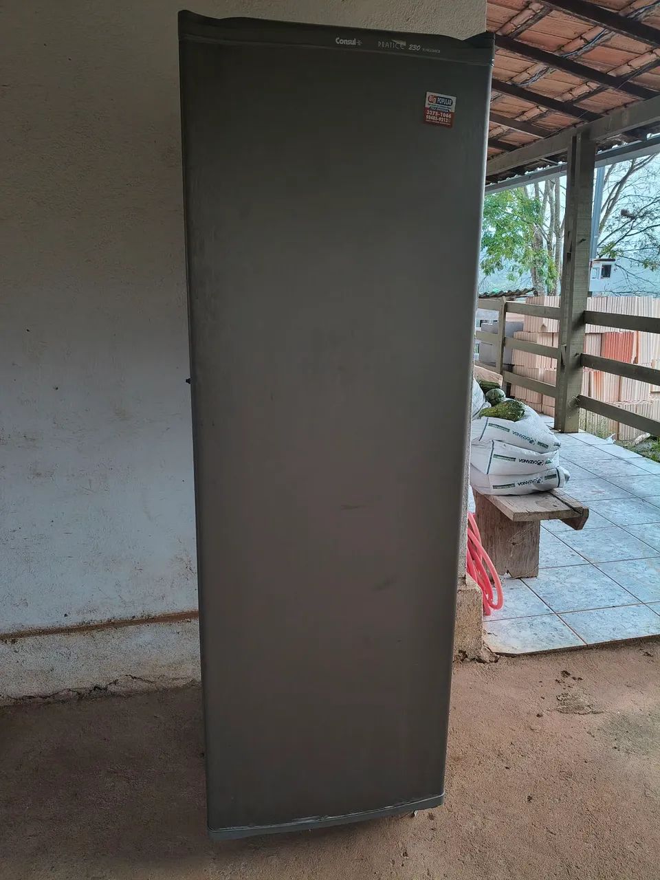Vendo geladeira 