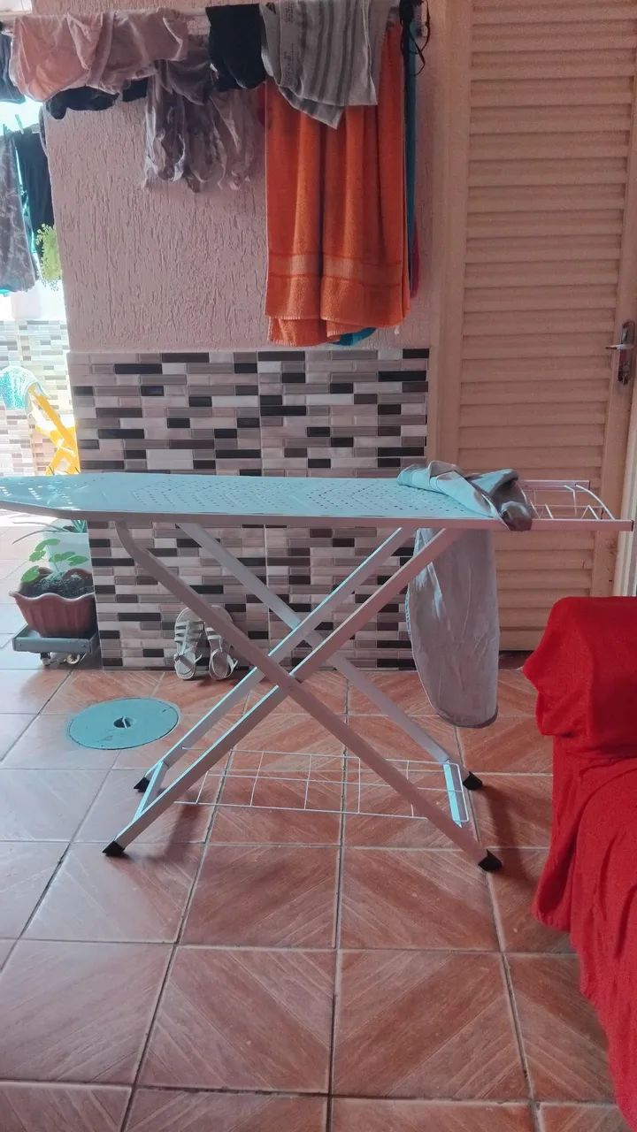 vendo tábua de passar de ferro bem coservada - Foto 4