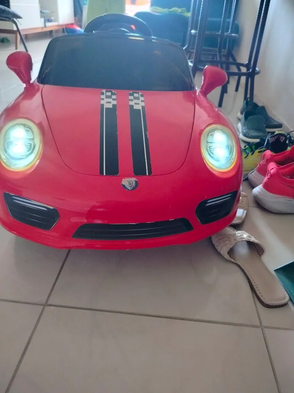 Carrinho elétrico com controle remoto