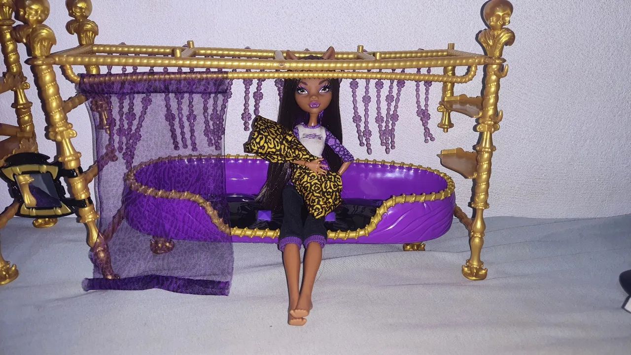 Bonecas Monster High Clawdeen's Wolf Dead Tired com playsets - Foto 2