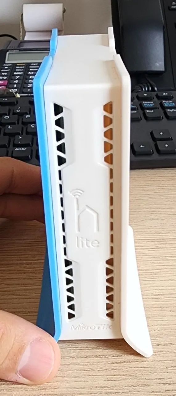 Roteador Access Point Indoor MikroTik RouterBOARD hAP lite RB941-2nD-TC 2.4GHz - Foto 4