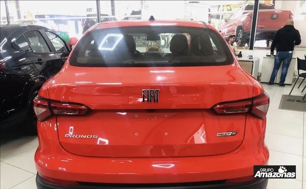 Fiat Cronos Precision 1.3 16V Flex Aut. 2026 - Foto 4