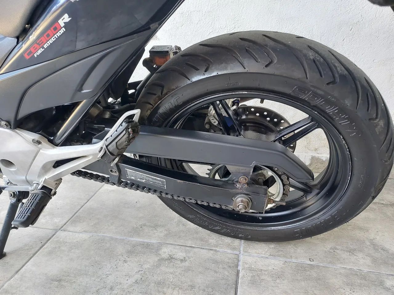 CB 300R ano 2011 - Foto 5