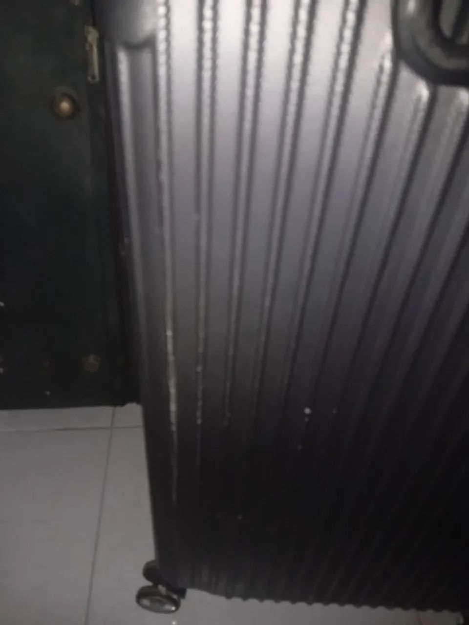 Vendo essa mala 150 urgente - Foto 2