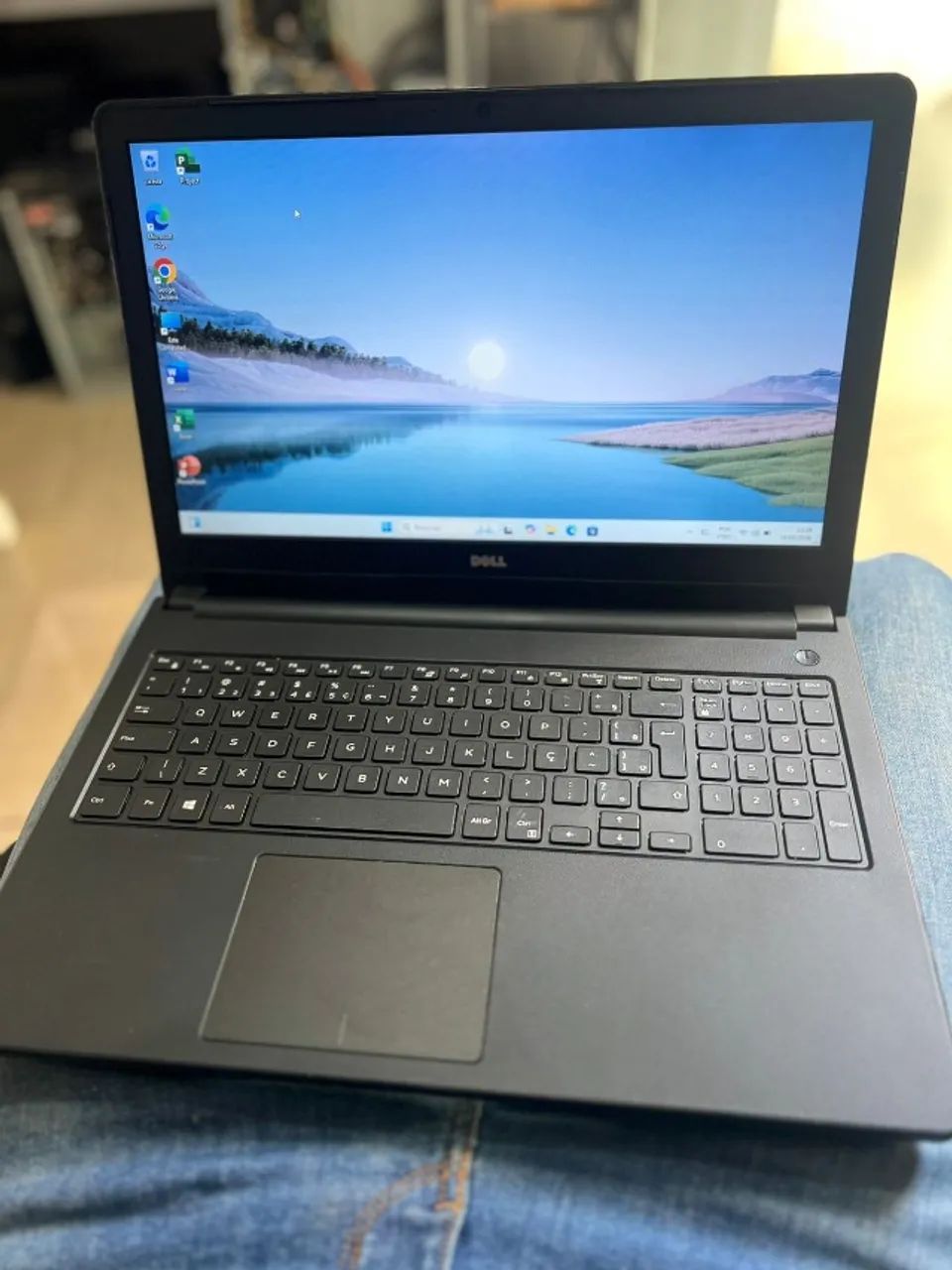 Notebook Dell i3