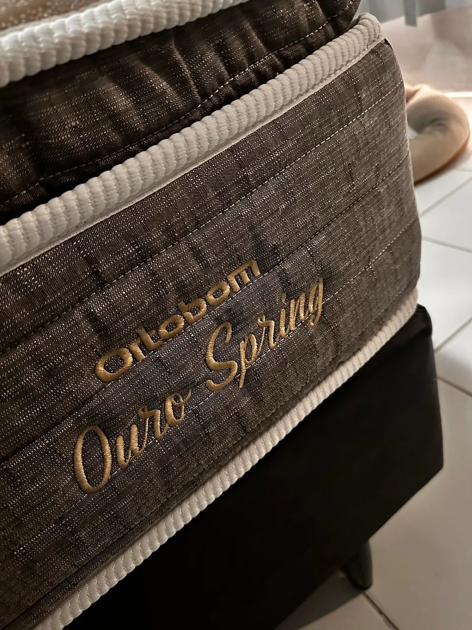 Cama Queen com box couro - Ortobom Ouro Spring - Foto 2