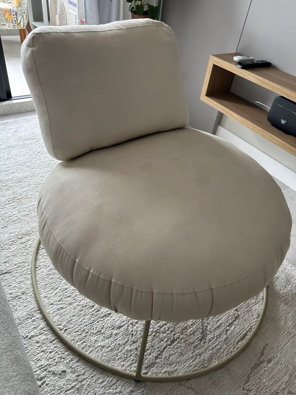 Poltrona Disk - pouco uso, aço carbono com pintura eletrostática e com fibra siliconada.