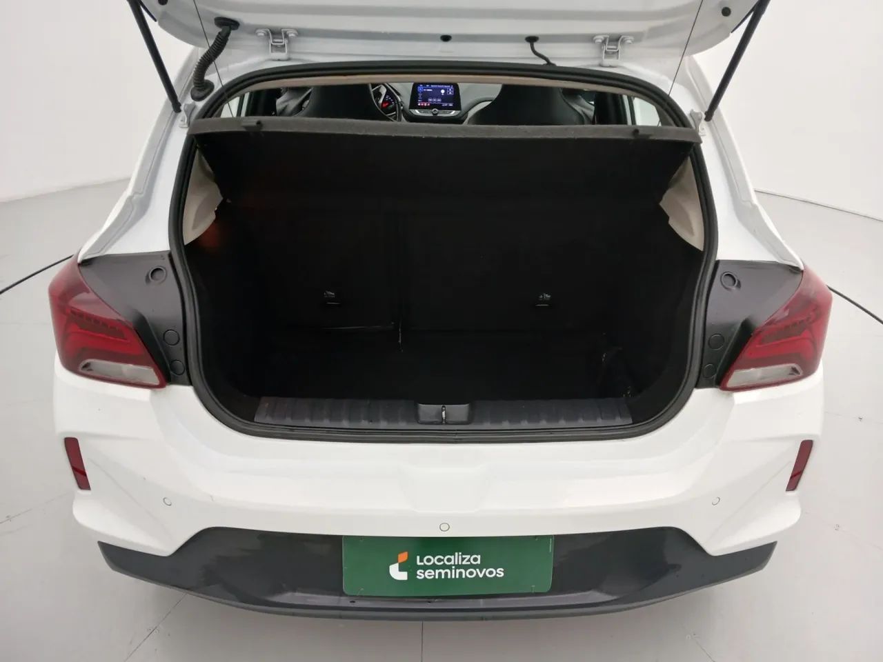 Chevrolet Onix Sedan Plus Premier 1.0 12V TB Flex Aut. 4P, foto 9 de 18