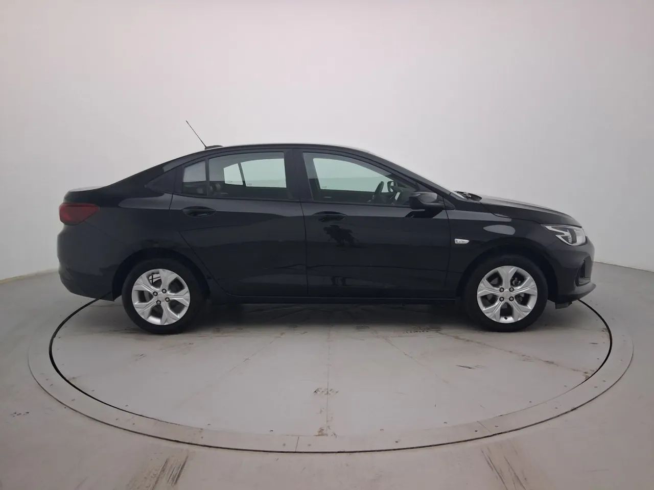 Chevrolet Onix Plus LTZ 1.0 12V TB Flex Aut. 4P, foto 6 de 18