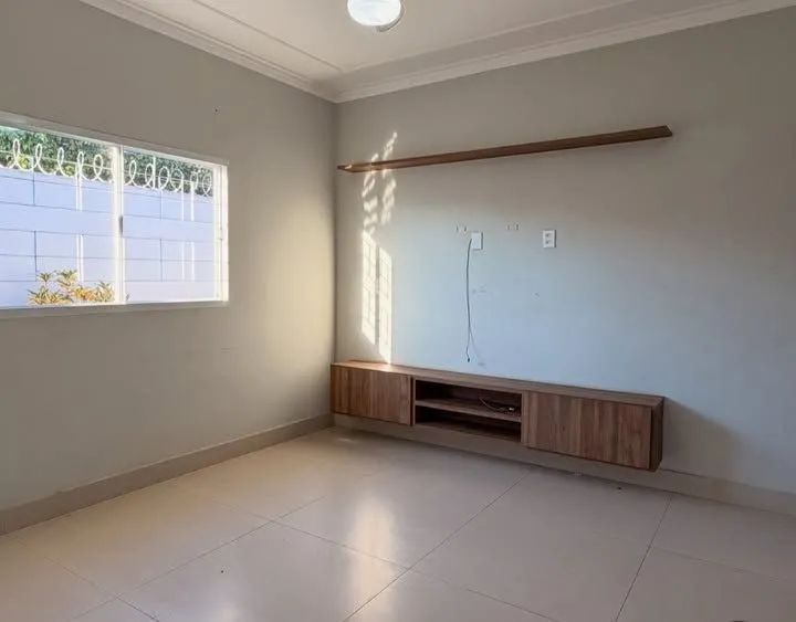 Vendo com urgência casa na cidade nova  - Foto 2