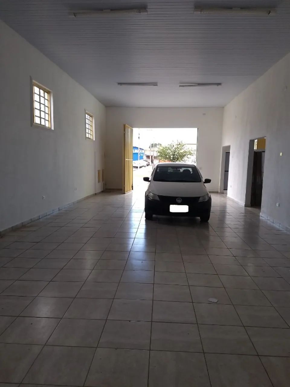Imóvel Comercial á venda (327 m²) - 2 Barracões e 1 casa - Foto 3