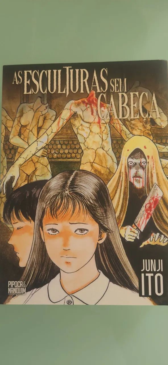 JUNJI ITO AS ESCULTURAS SEM CABEÇA   COM CARDS