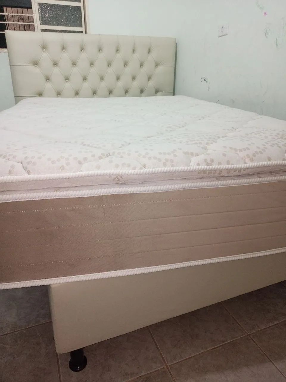 Cama box casal 