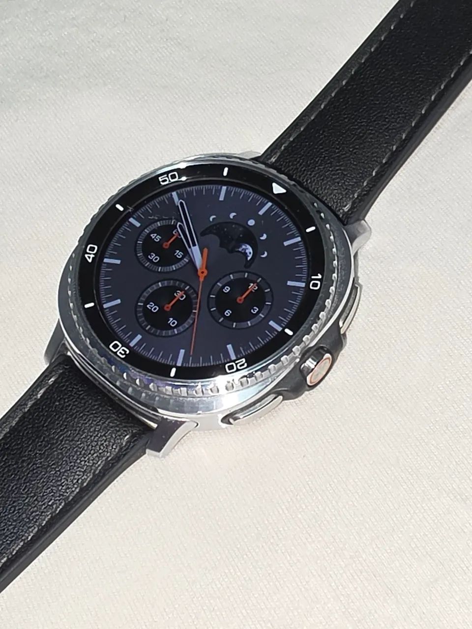 Samsung Galaxy Watch8 Classic - Foto 4
