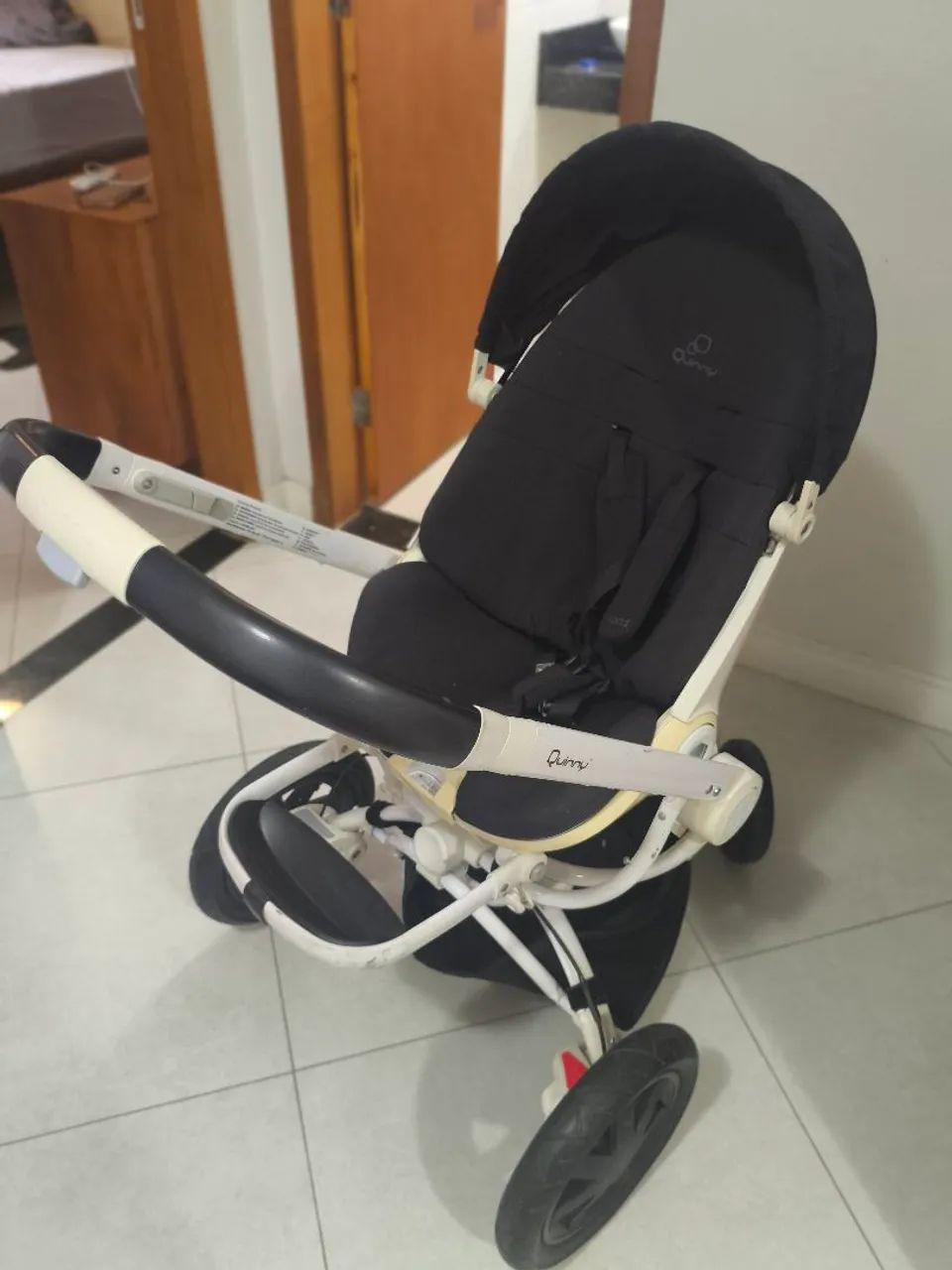 Carrinho de bebê quinny  - Foto 5