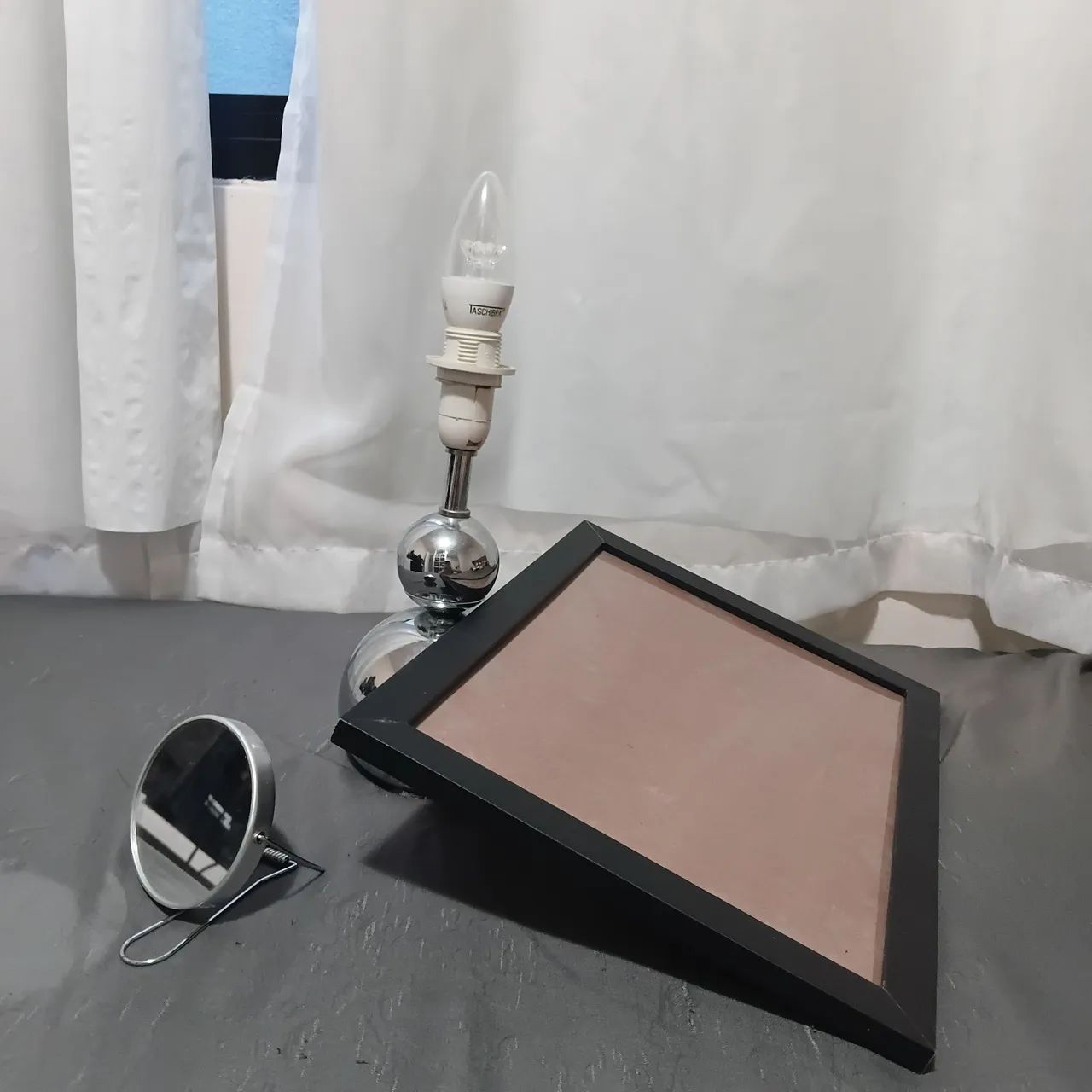 Abajur, espelho de bolsa, porta-retrato (Kit)