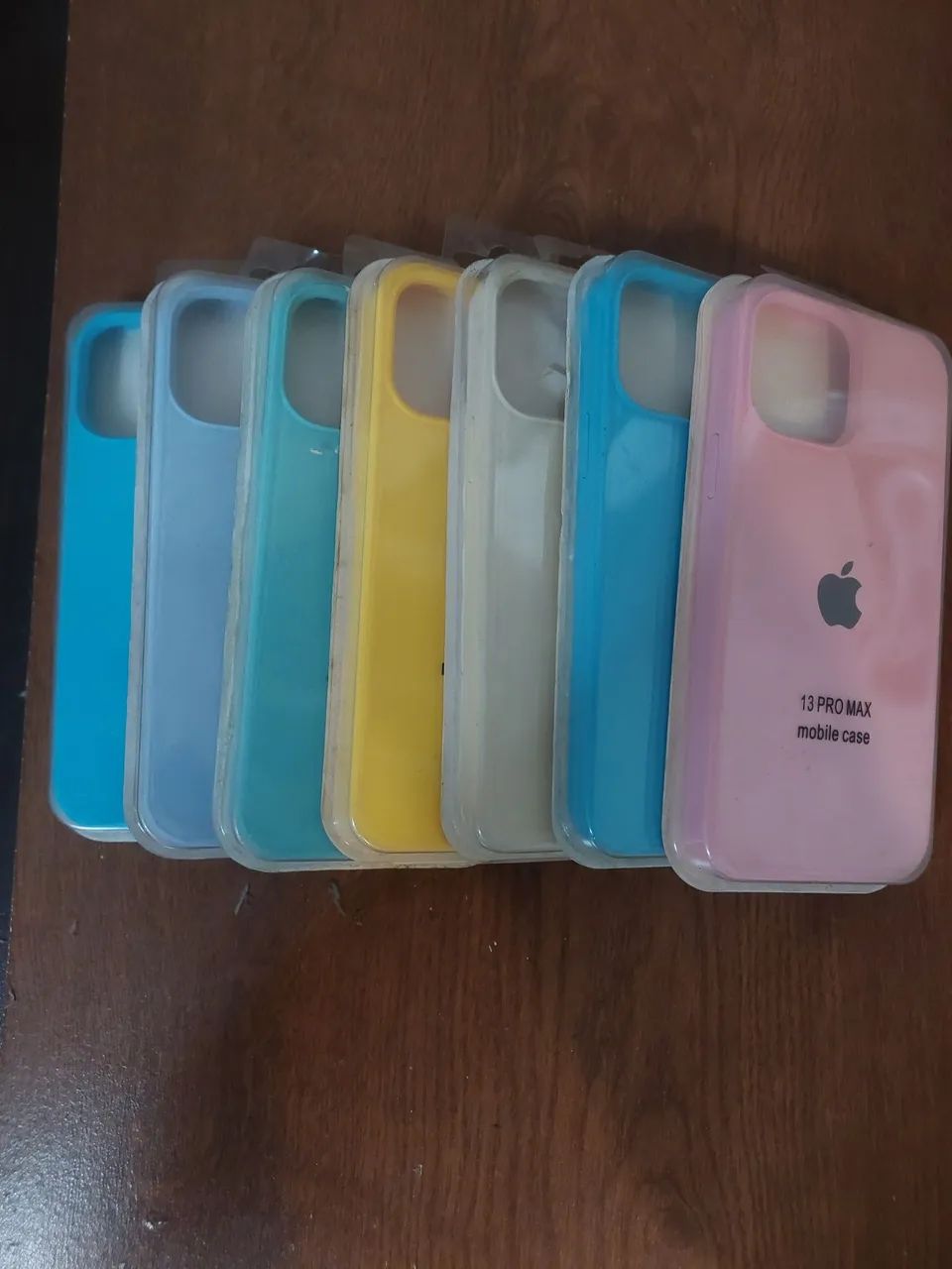 Kit com 7 capinhas para iphone 13 pro max